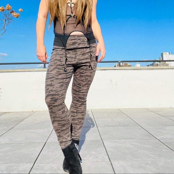Simply Vera Wong Pant Camo Leggings Slouchy Pull On Drop Crotch - Picture 8 of 17
